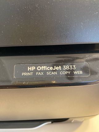 Impresora HP OfficeJet 3833 Multifunción BN+Color