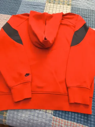 Sudadera Nike rojo