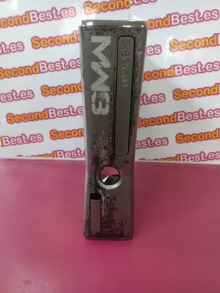 Xbox 360 Slim COD MW3 + 2 controller