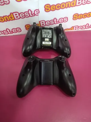 Xbox 360 Slim COD MW3 + 2 controller