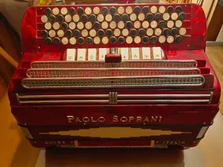 Accordeon Paolo Soprani 120 Bassi