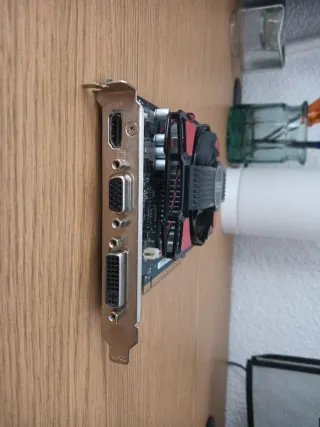 Tarjeta gráfica Nvidia GT 730