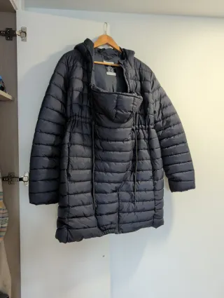 Abrigo premamá y porteo gris