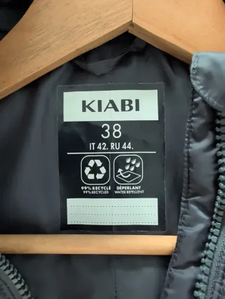 Abrigo premamá y porteo gris