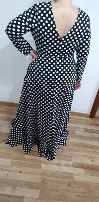 Traje de flamenca lunares