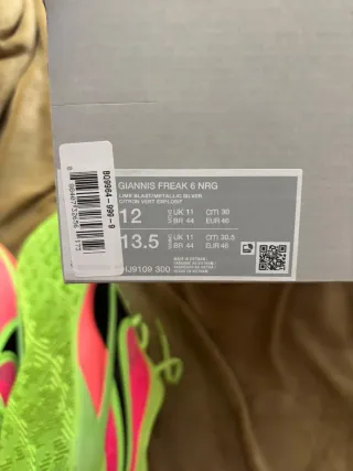 Nike Giannis Freak 6 Talla 46 Verde/Rosa