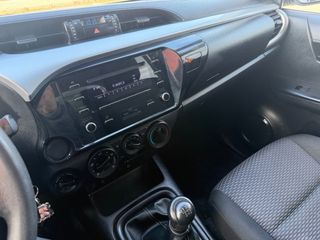 Toyota Hilux 2021