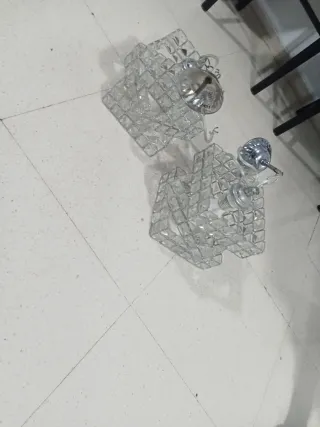 Lámpara de cristal y metal plateado