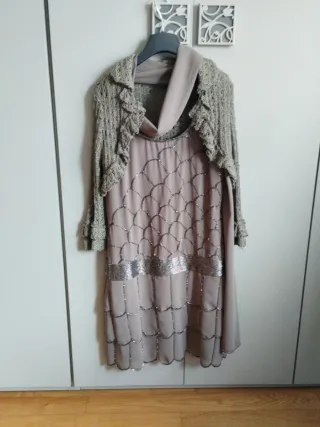 Vestido con pedrería