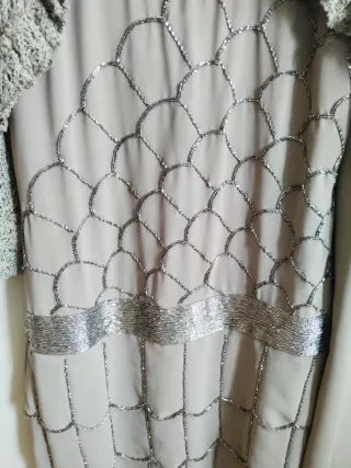 Vestido con pedrería