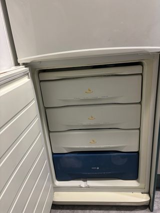 Nevera Fagor Elegance blanca en Móstoles