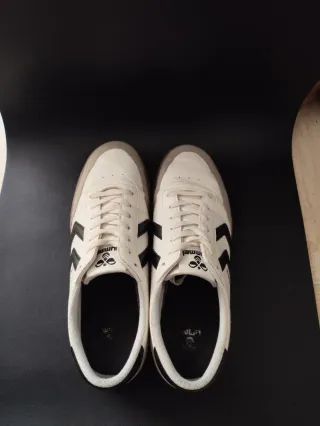 Zapatillas Hummel Talla 42 Blancas y Grises