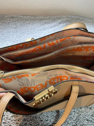 Bolso Steve Madden Beige y Dorado