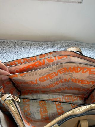 Bolso Steve Madden Beige y Dorado