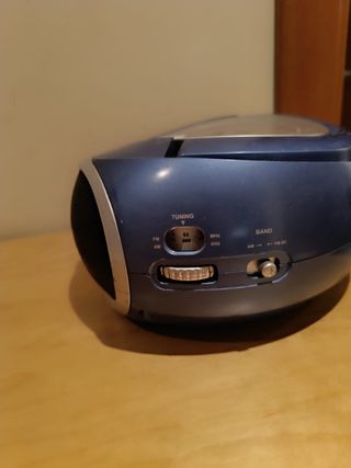 Radio CD Daewoo Azul/Plata