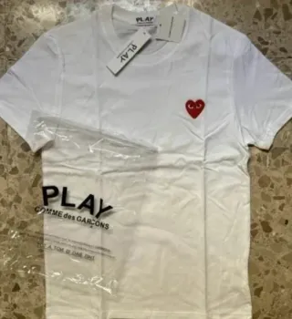 Camiseta Comme des Garçons PLAY Blanca Talla M