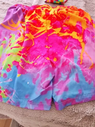 Bikini y bañador estampado multicolor