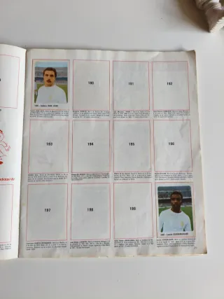 Álbum de cromos Fútbol 80-81