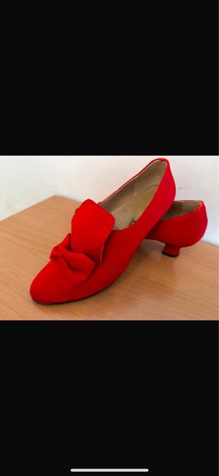 Traje de Fallera Rojo y plata Se alquila