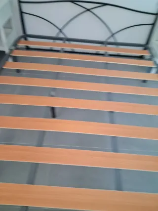 Somier 150cm. patas de regalo venta en persona