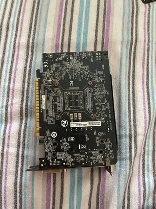 Tarjeta Gráfica Gigabyte GTX 1650 OC 4GB