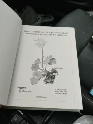 Llibre vermell de les plantes vasculars endèmiques