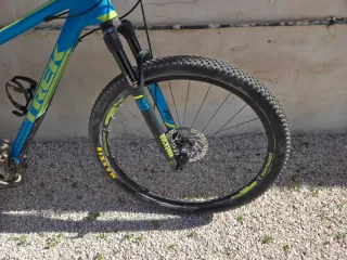 Bicicleta Trek Superfly 9.8