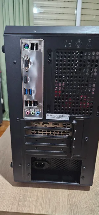 PC Gaming Millenium MM1 Mini VENDO/CAMBIO