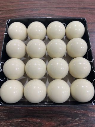 16 Bolas Futbolín Blancas Pesadas