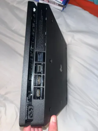 Consola PS4 Negra + Juegos