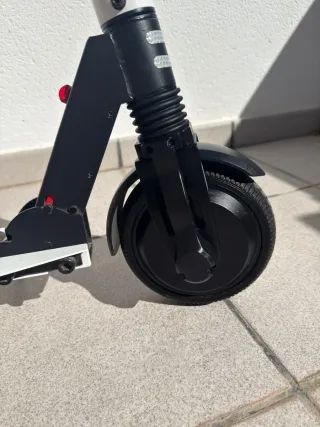 Patinete eléctrico Denver como nuevo
