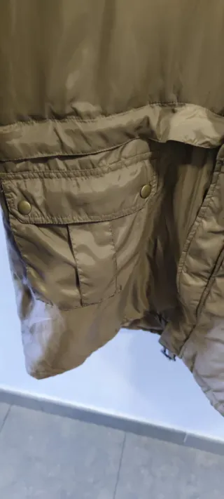 Abrigo convertible en chaqueta corta