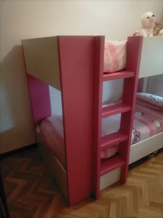 Litera blanca y rosa