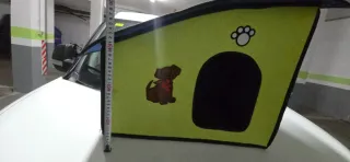 Casa para perro con diseño de huella