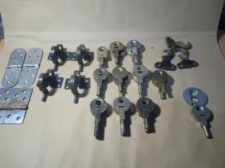 Bisagras para máquinas de coser