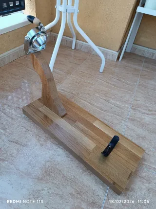 Jamonero giratorio sin estrenar .