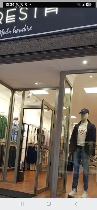 Mobiliario Tienda Ropa Seminuevo