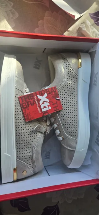 Zapatillas Xti Mujer beige