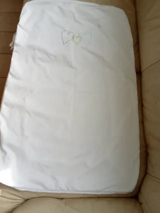 Coprimaterasso fasciatoio bianco