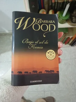 Bajo el sol de Kenia, de barbara wood