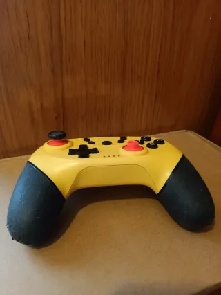 Mando Nintendo Switch