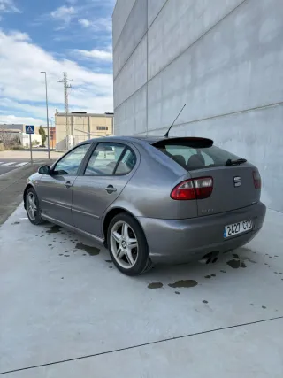 SEAT Leon 2004