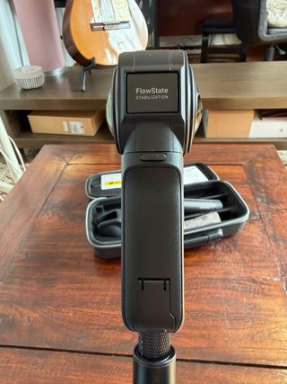 Insta360 ONE RS 1-Inch 360 Kit Completo