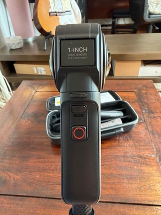Insta360 ONE RS 1-Inch 360 Kit Completo