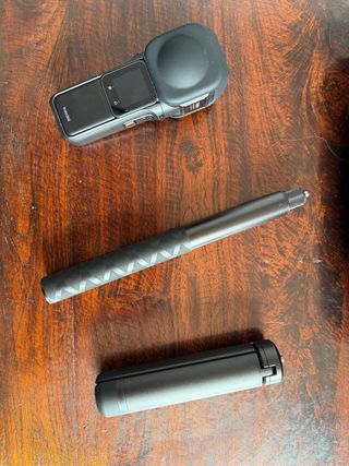 Insta360 ONE RS 1-Inch 360 Kit Completo