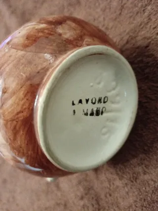 Brocca in ceramica dipinta a mano