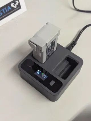 DJI Mini 4 Pro + Mando + Maletín + Cargador rápido