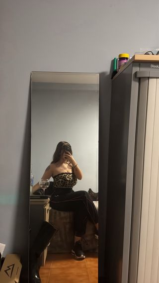 Conjunto chándal rosa y estampado