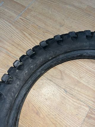 Neumático Tacos Pirelli MX