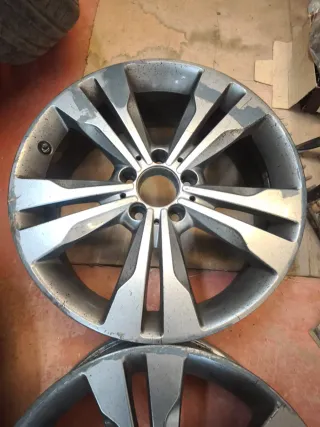 Llantas Mercedes CLA
